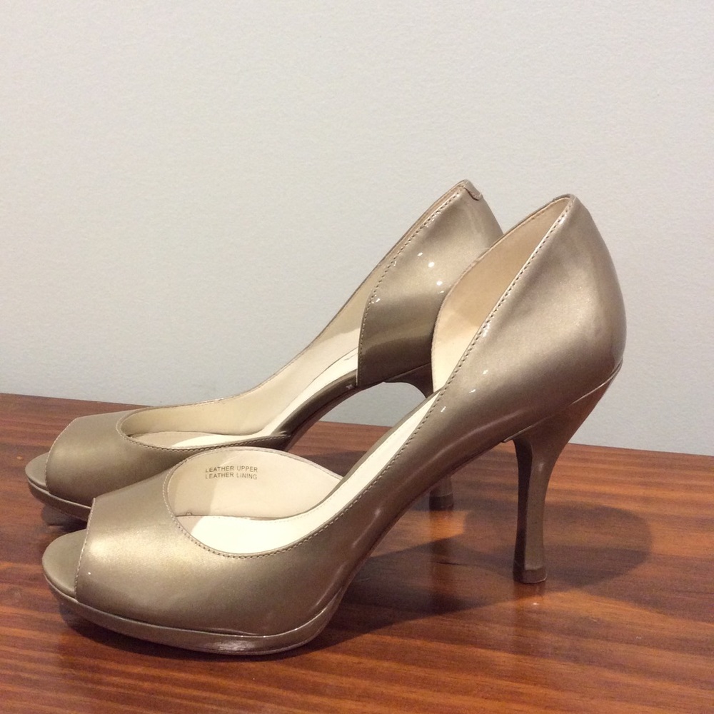 Via Spiga Patent Leather Peep Toe Heels 8.5M